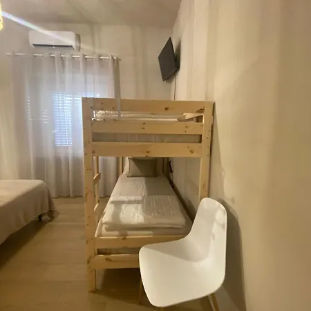 Dreamhouse לינה וארוחת בוקר 3*