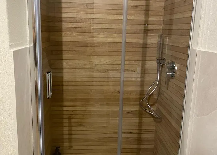 לינה וארוחת בוקר Dreamhouse אולביה